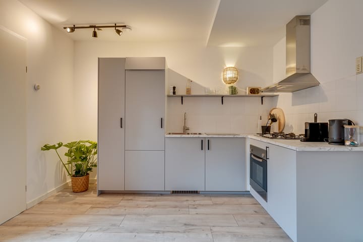 Foto 2 van Zeelsterstraat 143-D