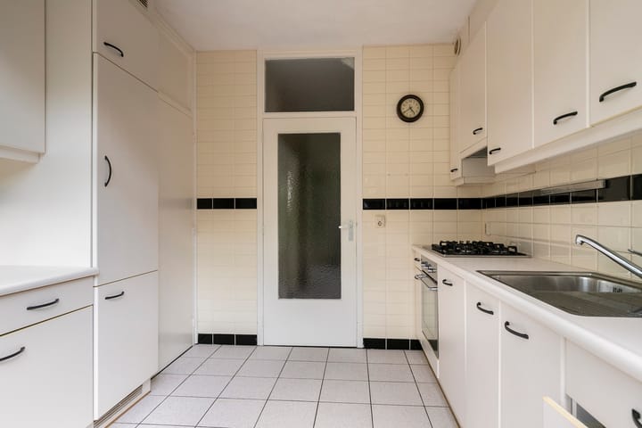 Photo 13 of Archimedeslaan 52