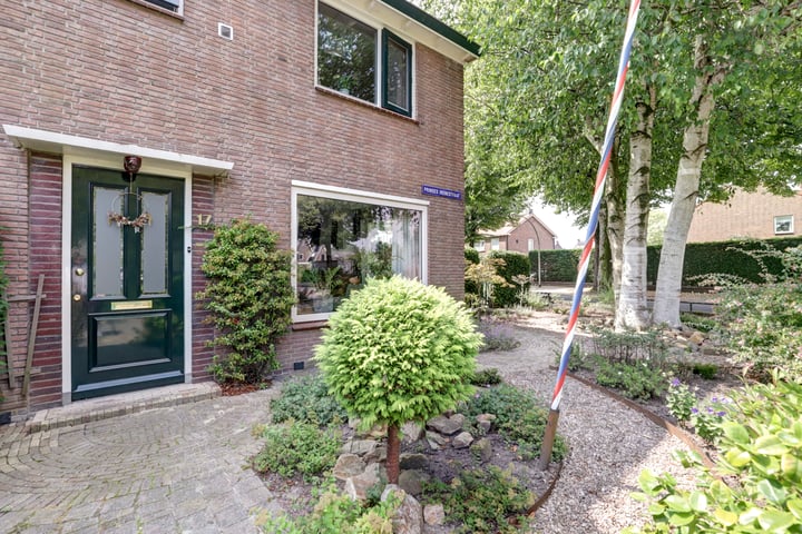 Bekijk foto 4 van Prinses Irenestraat 17