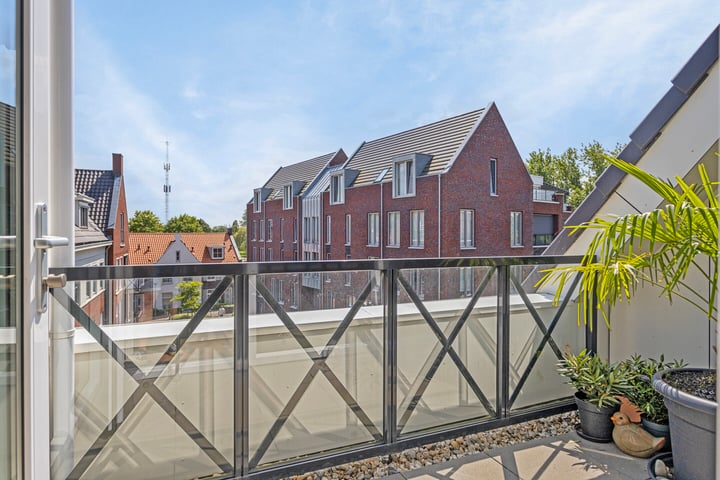 Bekijk foto 5 van Burgemeester van Thielhof 28