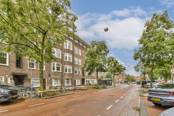 Bekijk foto 1 van Waalstraat 64-2