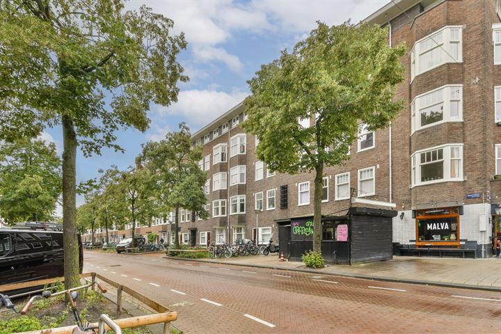 Bekijk foto 19 van Waalstraat 64-2