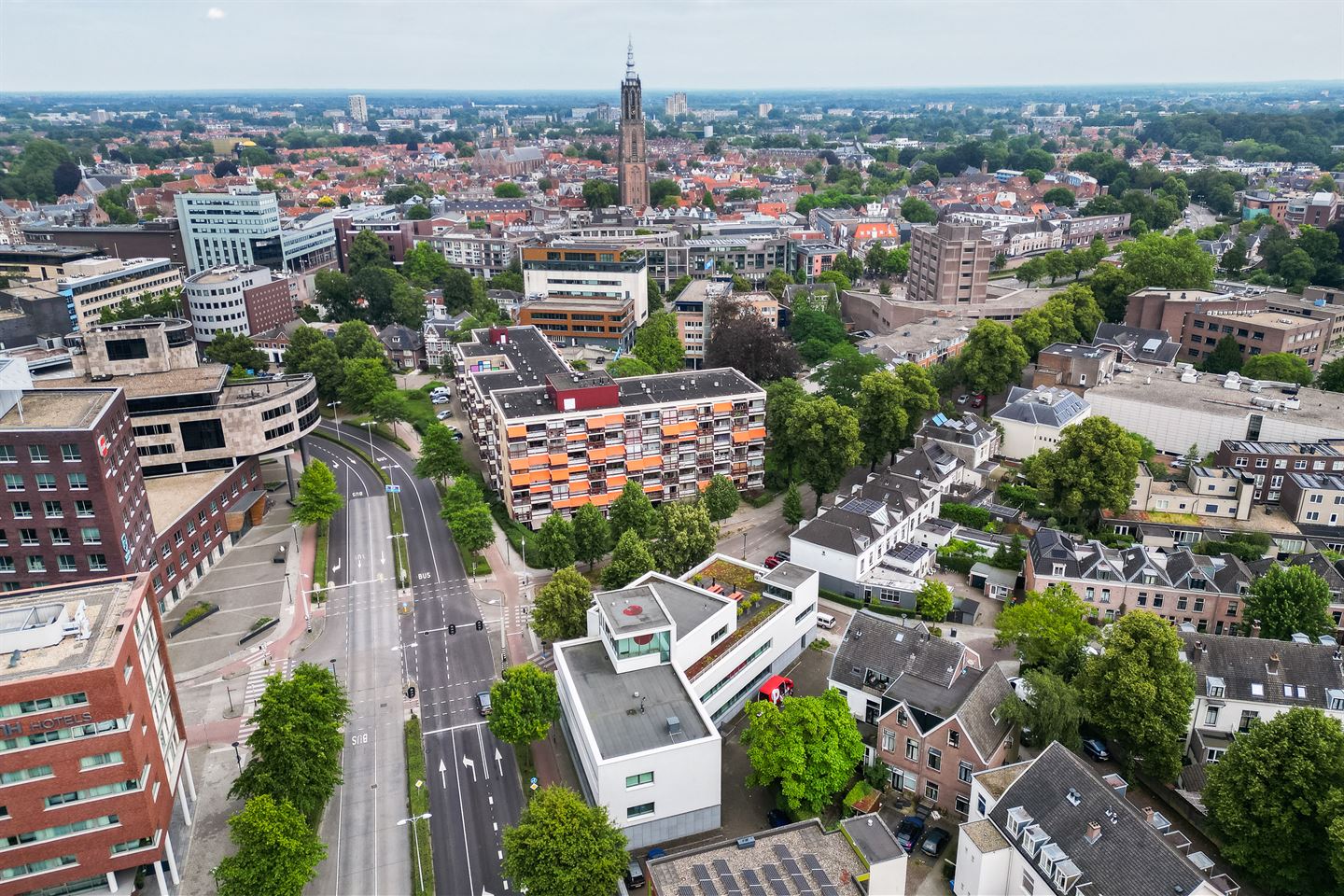 Bekijk foto 3 van Snouckaertlaan 70