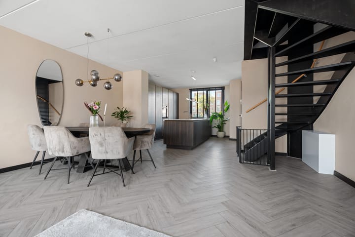 Foto 12 van Donatellostraat 88