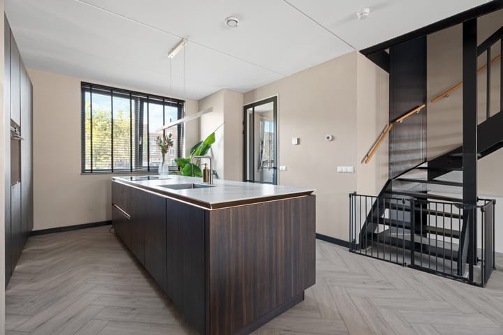 Foto 16 van Donatellostraat 88