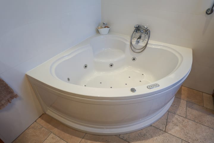 Foto 25 van Katwoudestraat 2