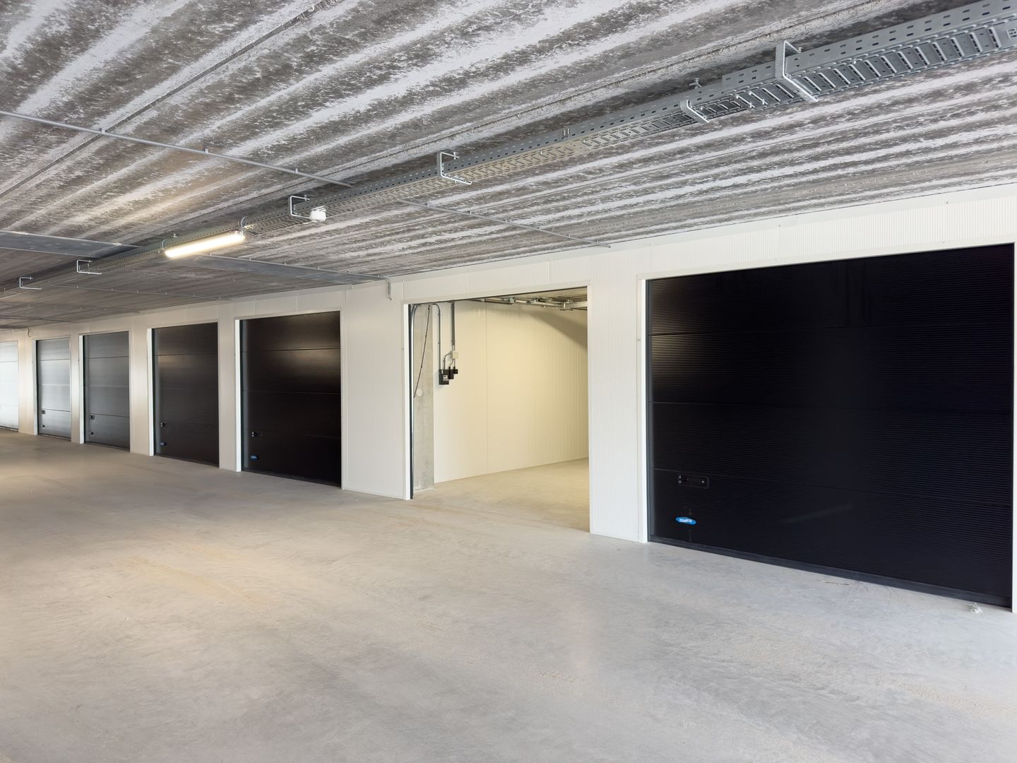 Photo 14 of Industrieweg 69-133