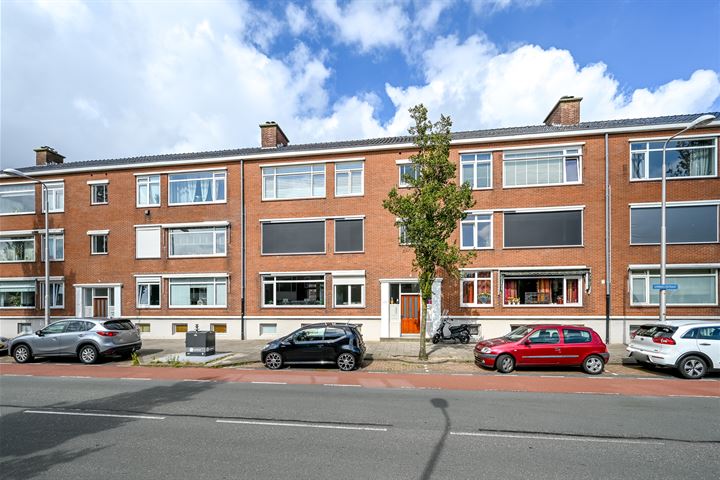 Bekijk foto 32 van Linnaeusstraat 83