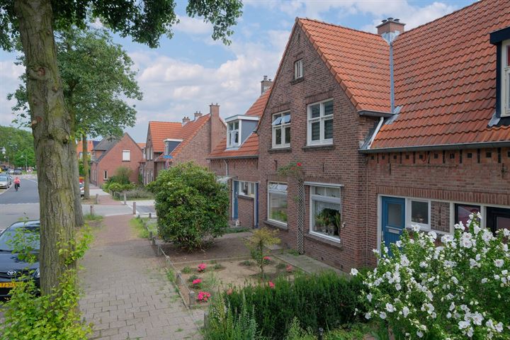 Bekijk foto 1 van Rietstraat 106