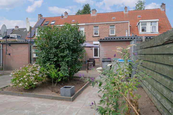 Bekijk foto 3 van Rietstraat 106