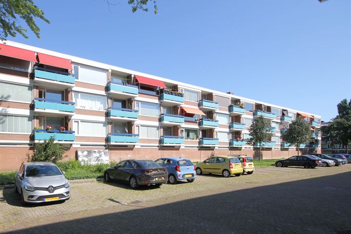 View photo 2 of Anjerstraat 118