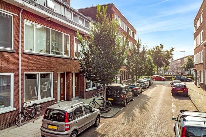 View photo 1 of Pendrechtstraat 7-A