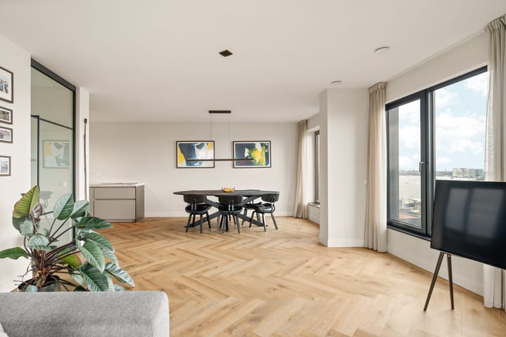 Photo 7 of Hellingstraat 220