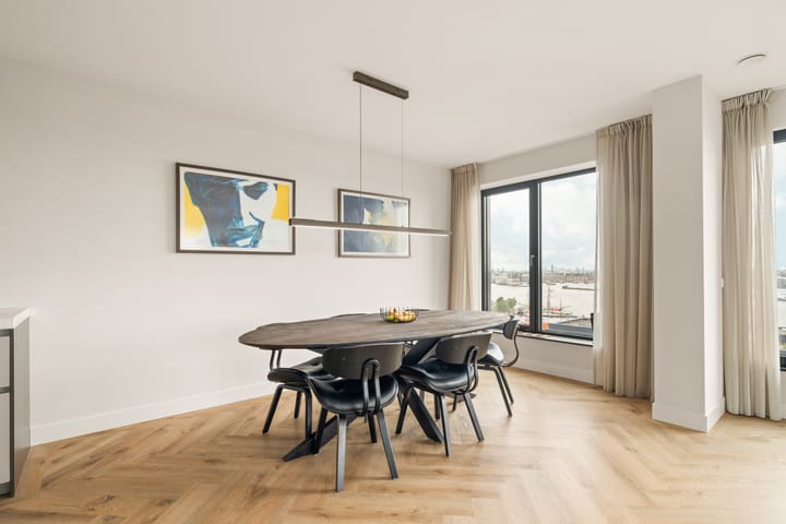 Photo 10 of Hellingstraat 220