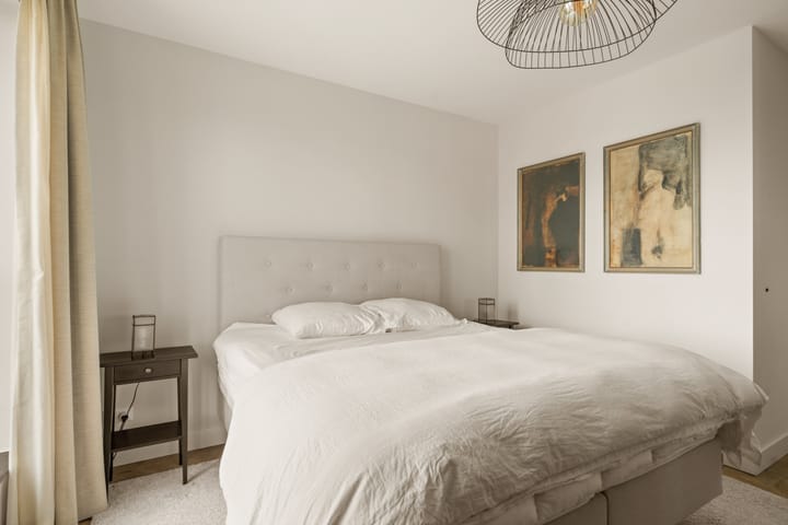 Photo 17 of Hellingstraat 220