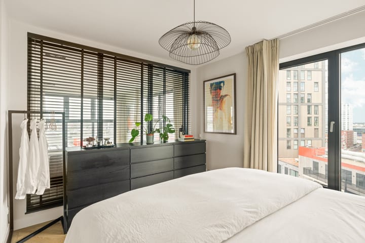 Photo 19 of Hellingstraat 220