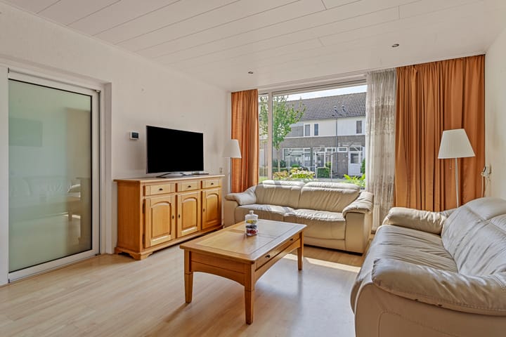 Foto 5 van Van Ruysdaelstraat 12