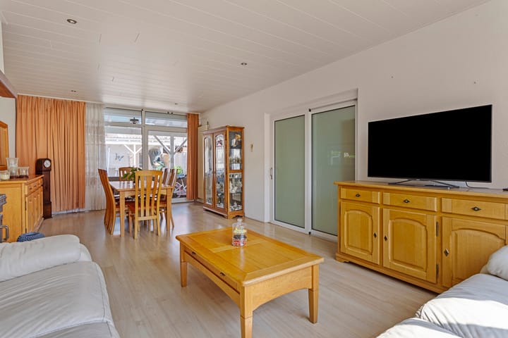 Foto 4 van Van Ruysdaelstraat 12