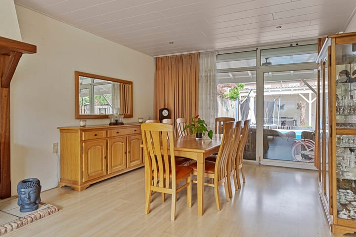 Foto 3 van Van Ruysdaelstraat 12