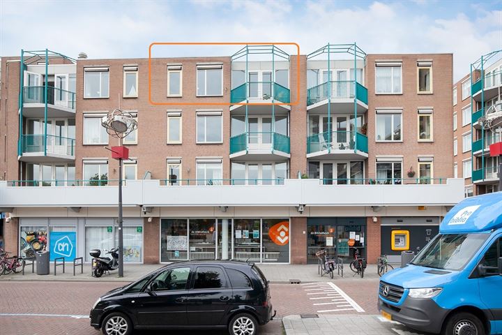 Bekijk foto 1 van Prins Hendrikstraat 370