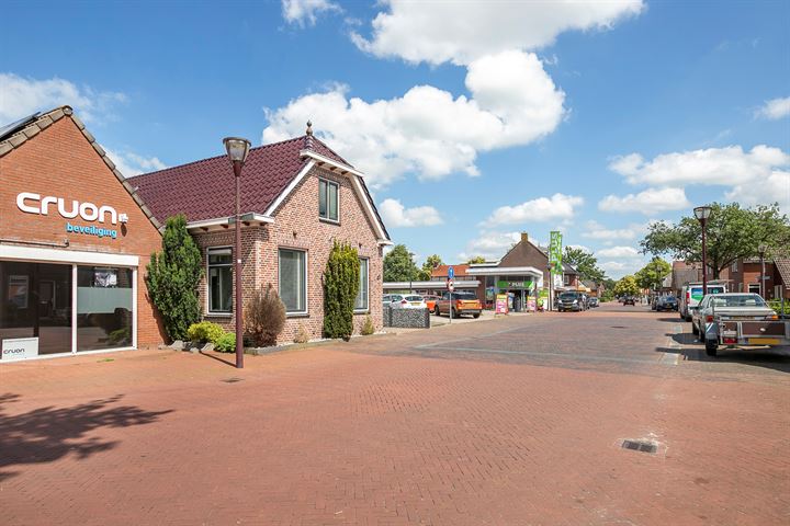 Bekijk foto 1 van Kerkstraat 45