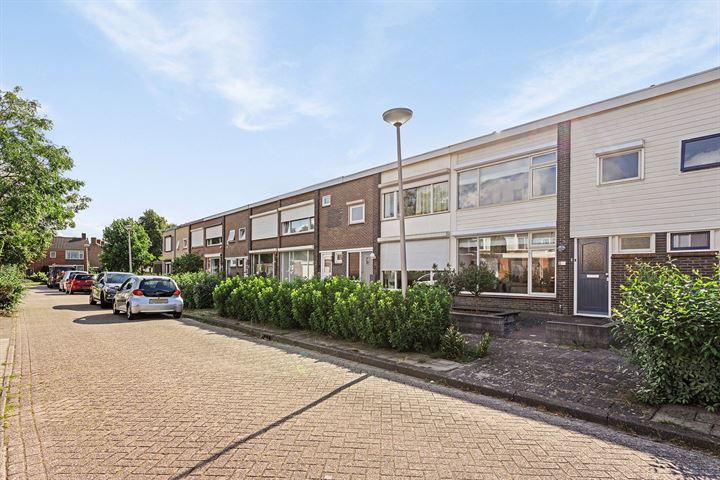 Bekijk foto 1 van Bremstraat 7