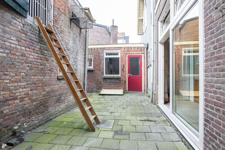 Bekijk foto 16 van Liesbosstraat 25