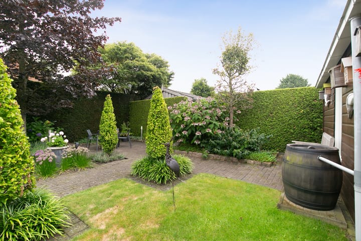 Foto 25 van Markgravenweg 32