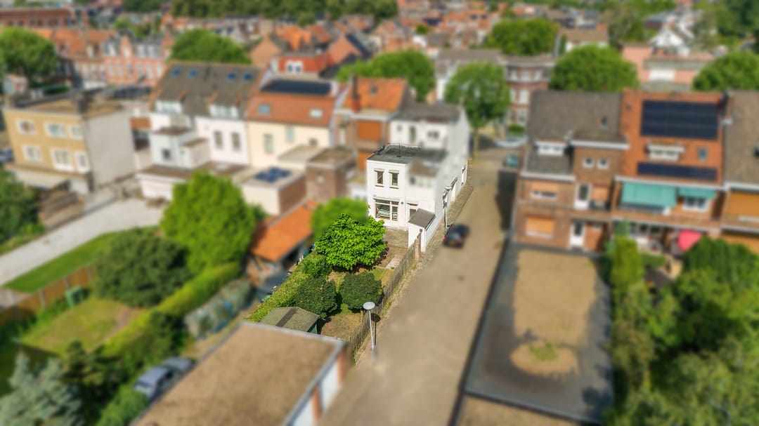 Photo 2 of Victor de Stuersstraat 2