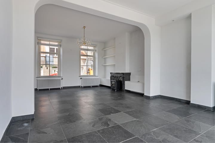 Photo 10 of Brouwerijstraat 9