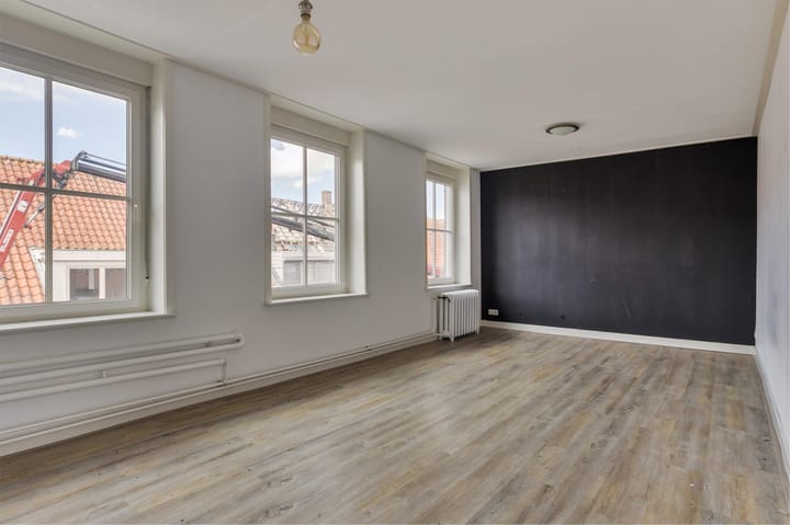 Photo 33 of Brouwerijstraat 9