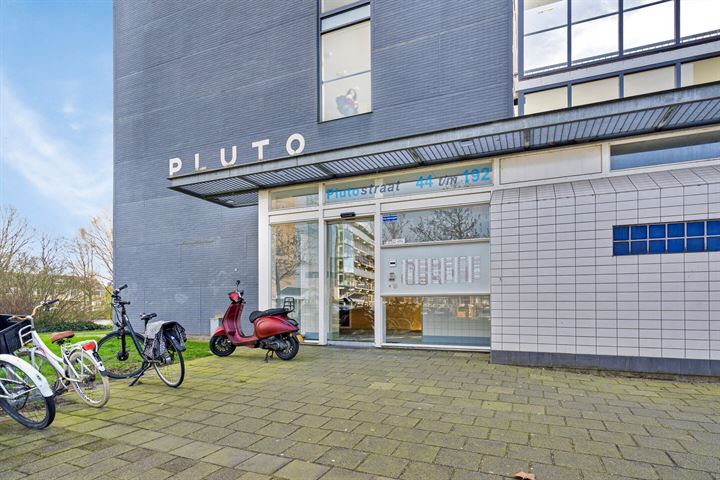 Bekijk foto 5 van Plutostraat 54