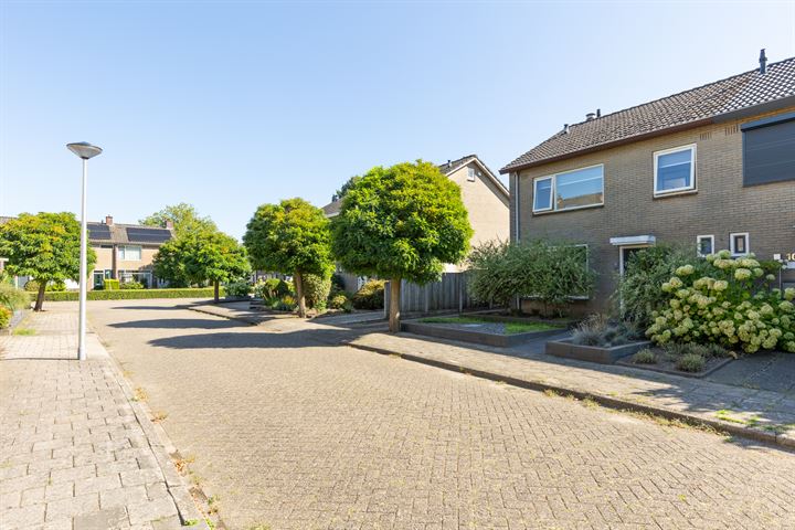 Bekijk foto 43 van Rubensstraat 12