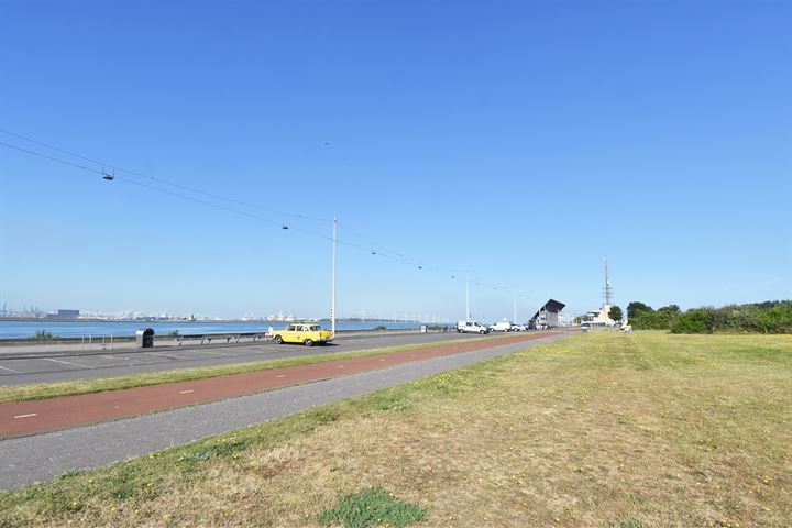 View photo 29 of Strandweg 359