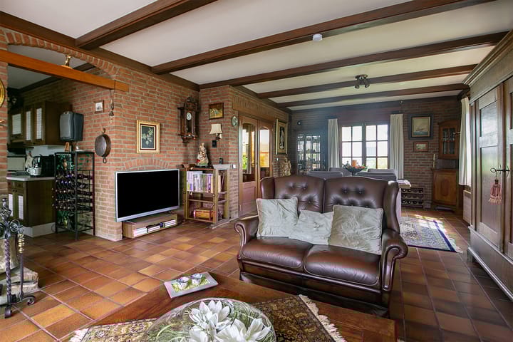 Foto 11 van Castelostraat 32