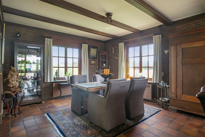 Foto 12 van Castelostraat 32