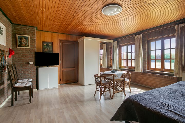 Foto 22 van Castelostraat 32