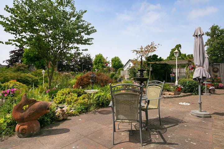 Foto 30 van Castelostraat 32