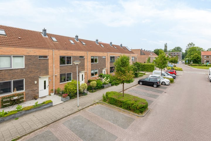 Bekijk foto 10 van Lupinestraat 85