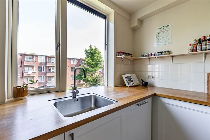 Bekijk foto 14 van Adriaan van Ostadestraat 93