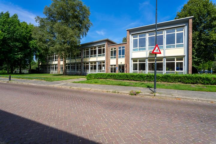 Bekijk foto 36 van Archimedesstraat 9