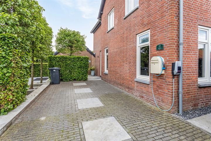 Bekijk foto 37 van Stuivezandsestraat 15