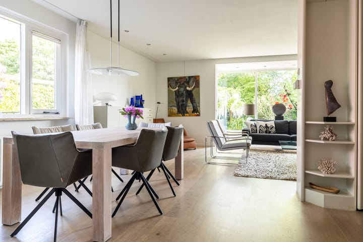 Foto 11 van Hobbemastraat 6