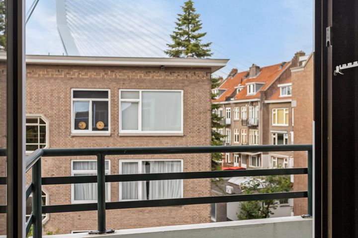 View photo 14 of Prins Hendrikstraat 12-D