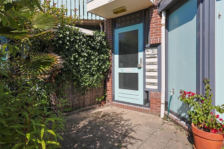 View photo 19 of Burgemeester Rothestraat 115