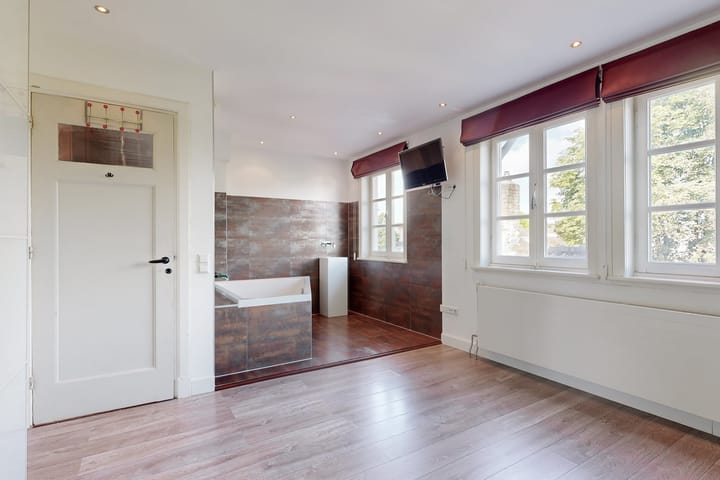 Photo 22 of Caumerbeeklaan 15