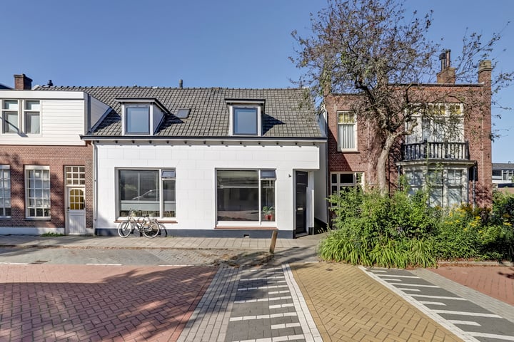 Bekijk foto 14 van Emmastraat 16-A