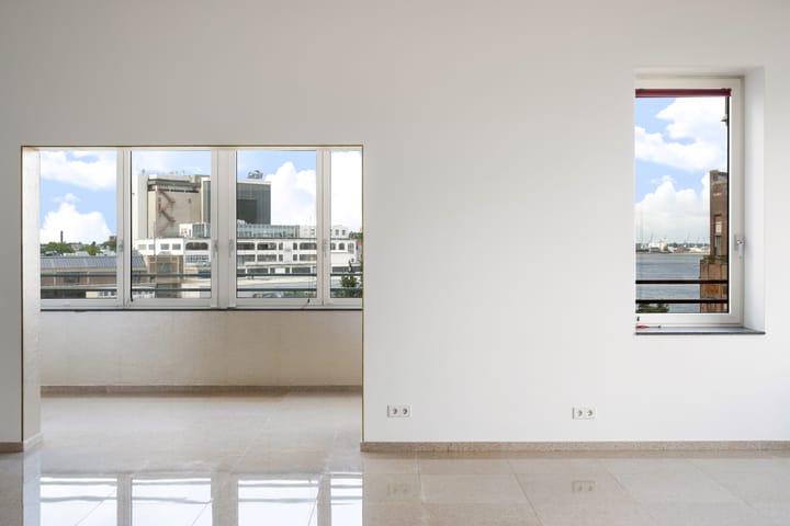 Photo 12 of Landverhuizersplein 7