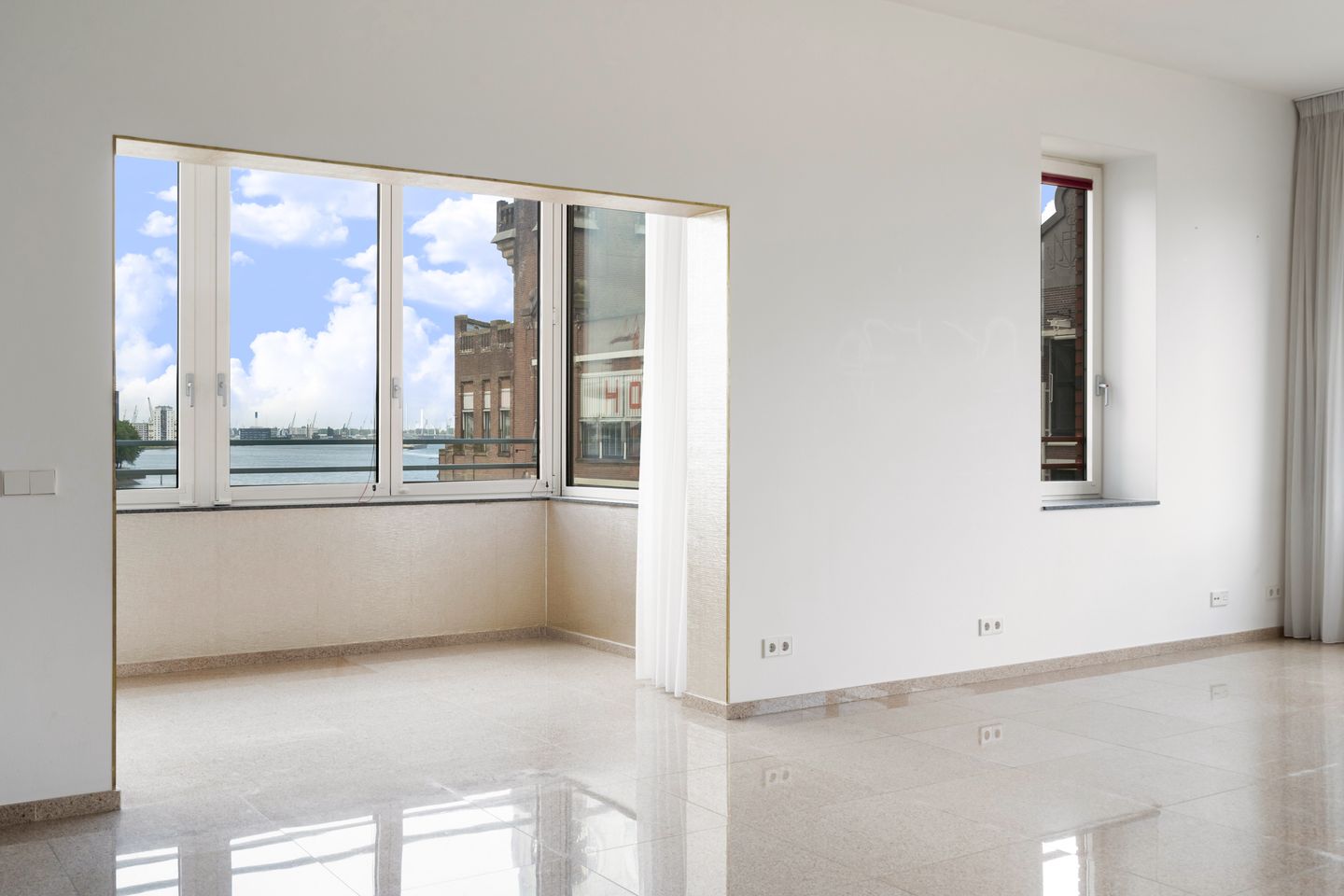 Foto 14 van Landverhuizersplein 7