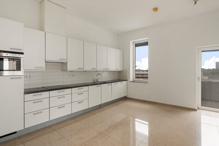 Photo 18 of Landverhuizersplein 7